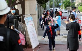 西安中小學幼兒園明起可恢復線下教學 各區(qū)都是咋安排的？縮略圖
