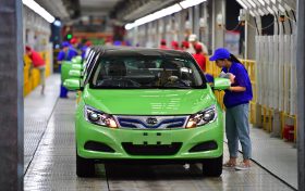 2月新能源汽車(chē)銷(xiāo)量同比增長(zhǎng)1.8倍縮略圖