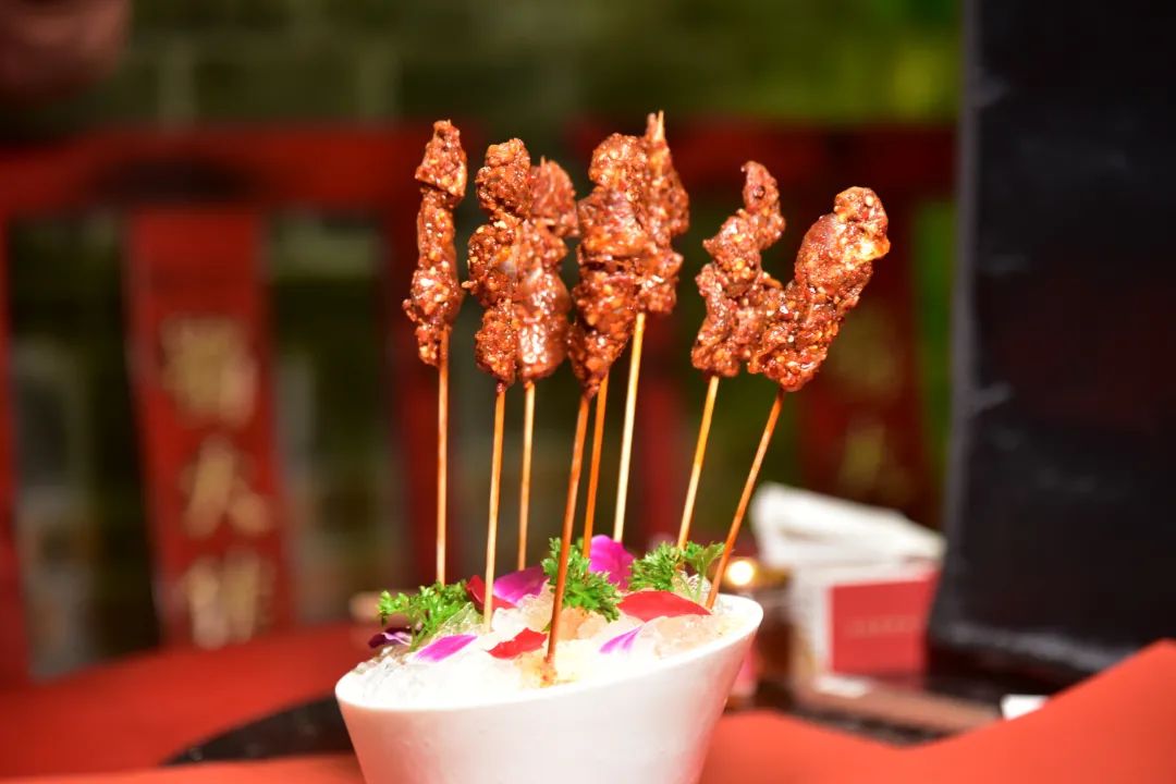鍋底免費(fèi)|這個(gè)冬天，我們國(guó)潮起來(lái)!!!