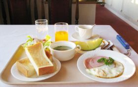 吃“小鳥餐”，跳健身操……中國家庭掀起健康新風(fēng)尚縮略圖