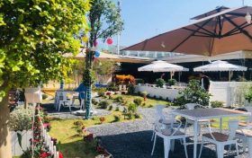 漢臺(tái)：秋陽(yáng)高照“東關(guān)里”，小廣場(chǎng)映出大笑臉縮略圖