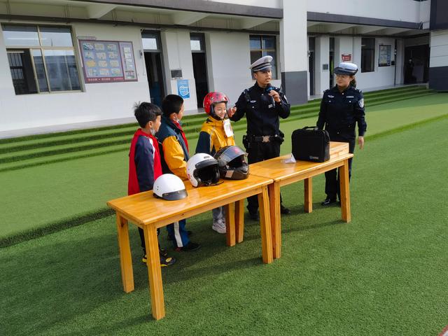【全國中小學生安全教育日】漢中交警一大隊開講啦！插圖6