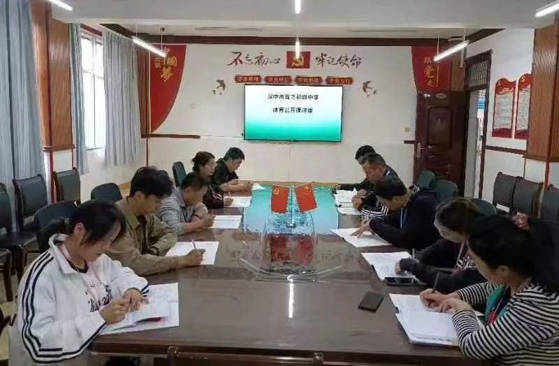 熱！熱！熱！育才中學(xué)招生又升溫了