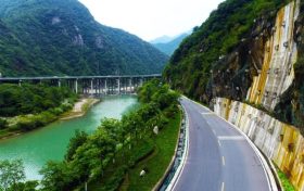 漢中市首條智慧公路試點(diǎn)工程建成投用縮略圖