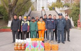 漢中市新媒體協(xié)會(huì)開(kāi)展“寒冬送溫暖”活動(dòng)縮略圖