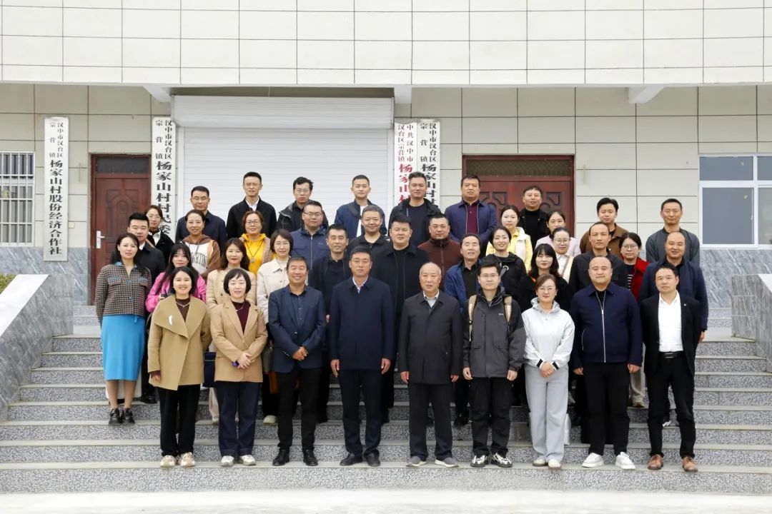 漢中網(wǎng)信開展網(wǎng)絡宣傳培訓暨記者節(jié)系列活動