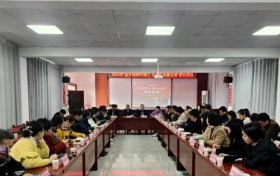 漢中網(wǎng)信開(kāi)展網(wǎng)絡(luò)宣傳培訓(xùn)暨記者節(jié)系列活動(dòng)縮略圖